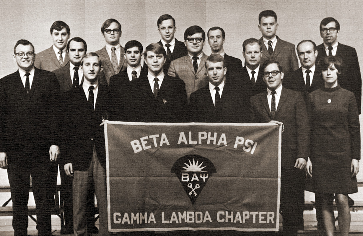 Group photo of Gamma Lambda Chapter of Beta Alpha Psi
